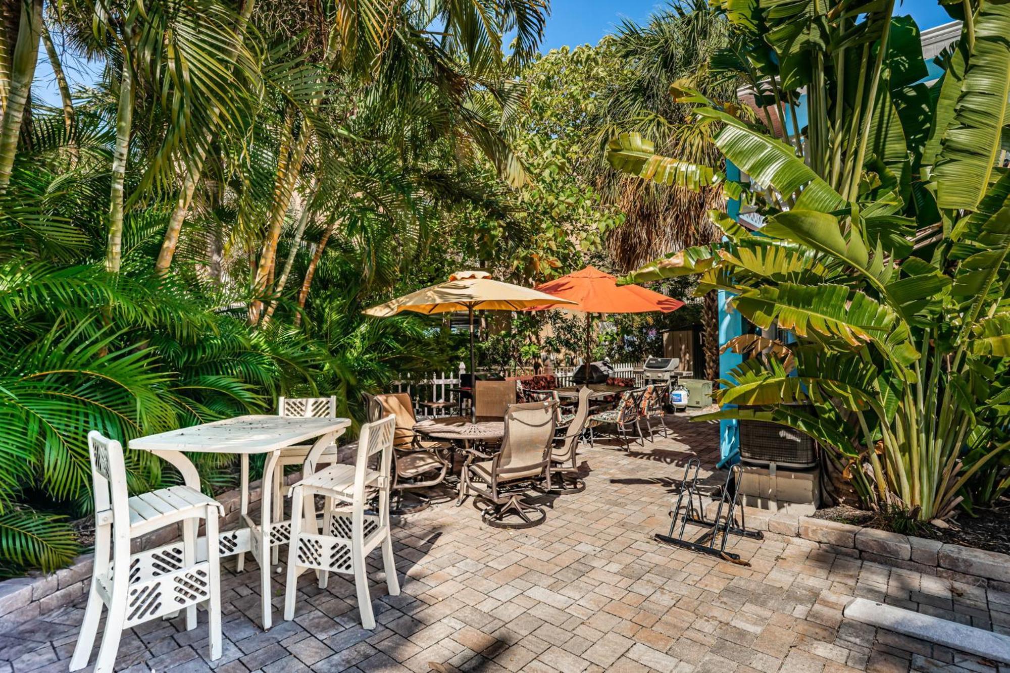 Blue Water Beachside 1 * Clearwater Beach