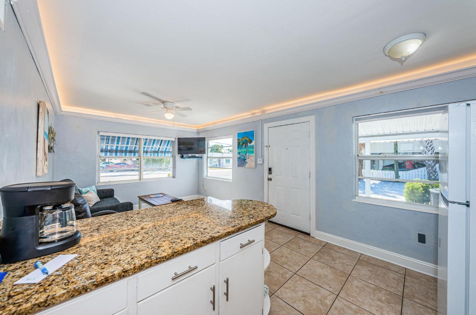 Blue Water Beachside 1 *