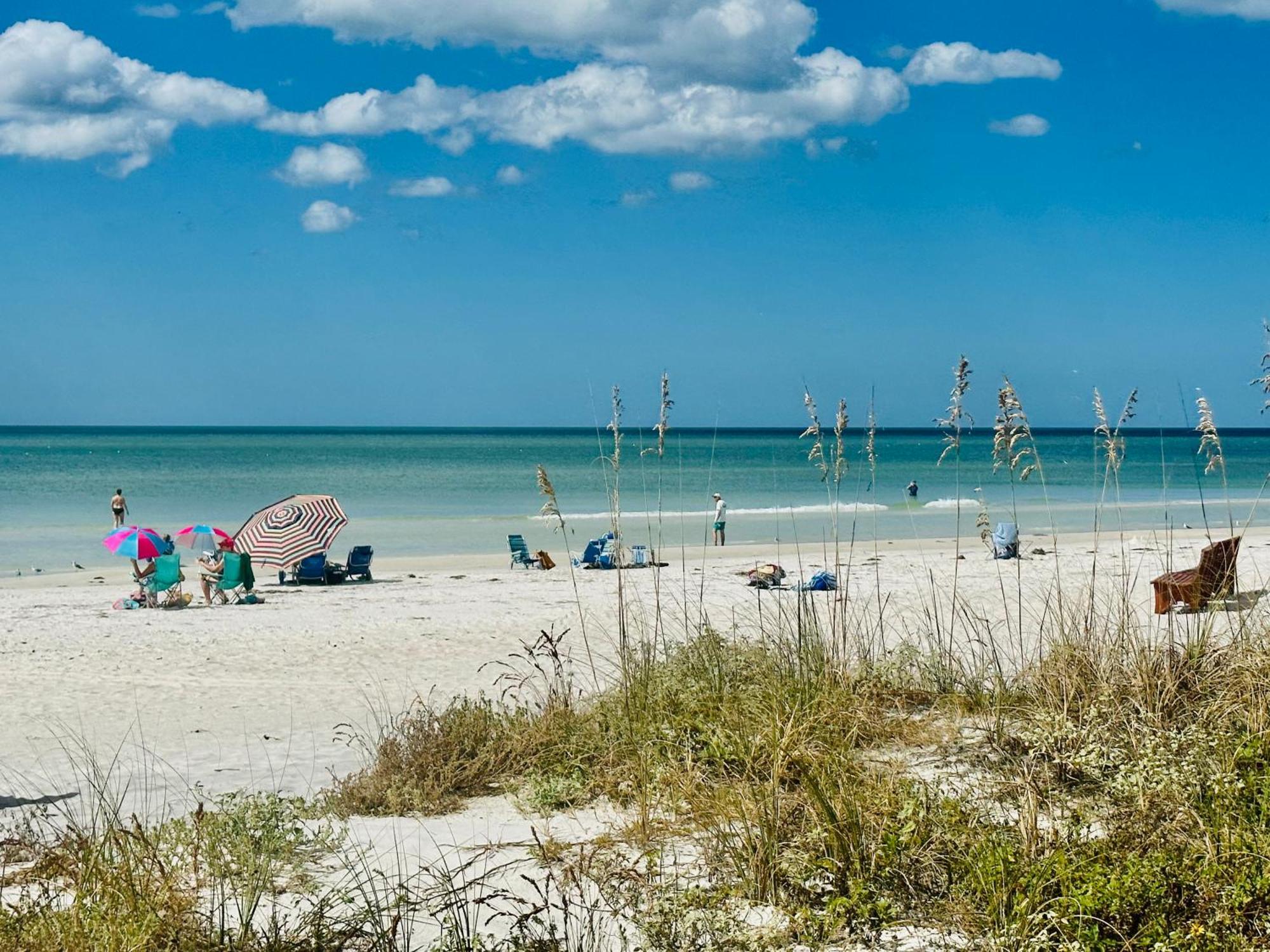 Blue Water Beachside 1 Apartment Clearwater Beach